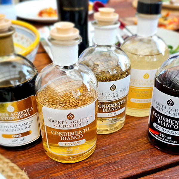 Perfekta balsamicoval för grillning, sallder och desserter